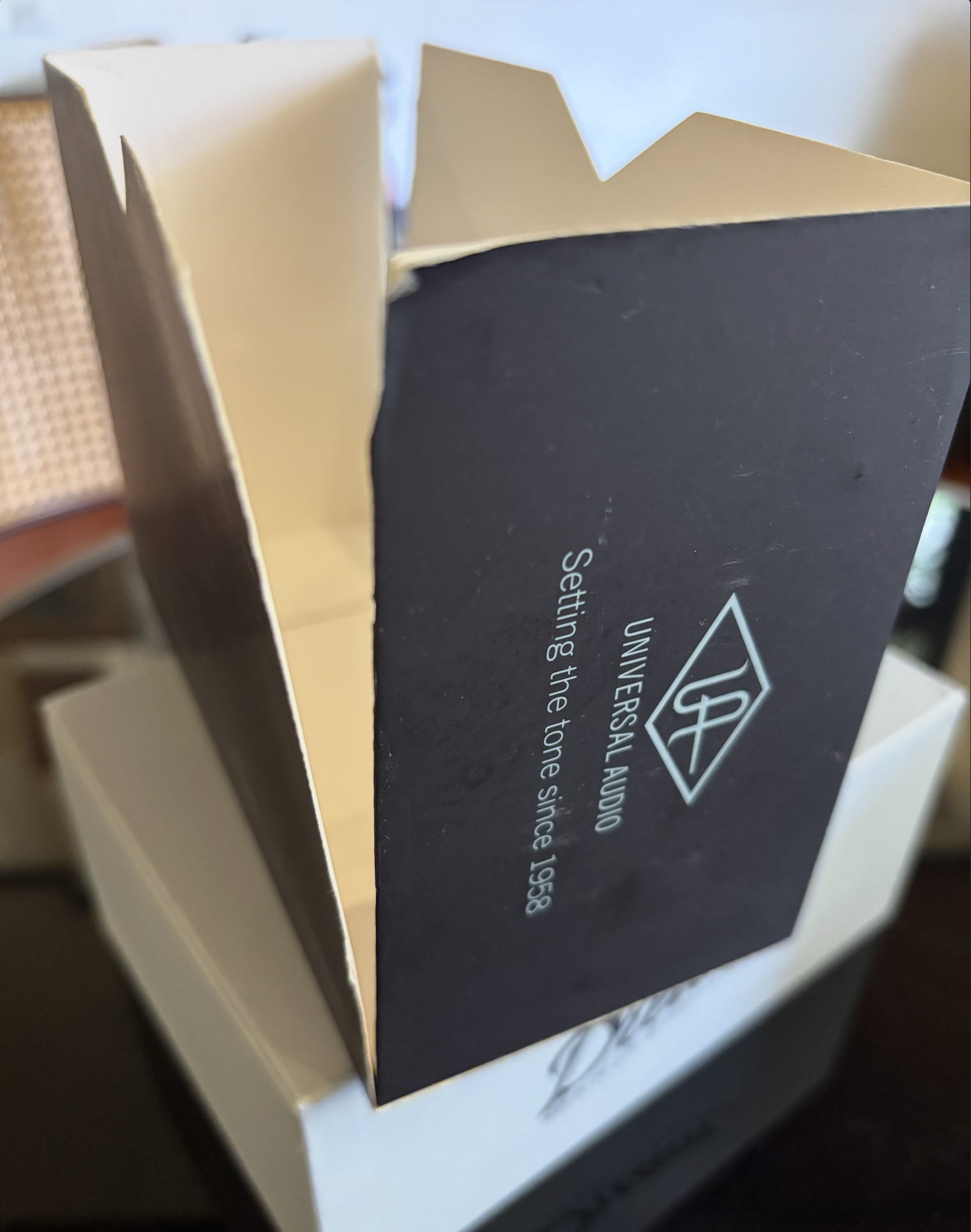 Universal Audio Dream ’65 - additional view